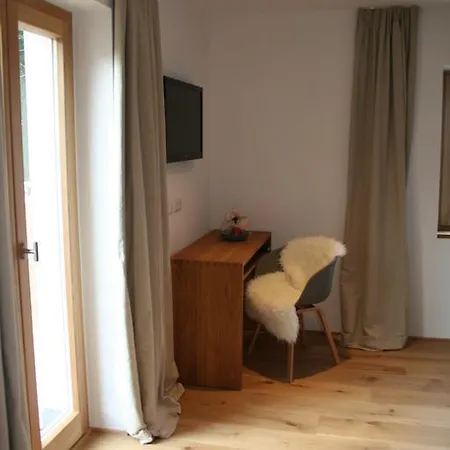 Am ödenturm 3*